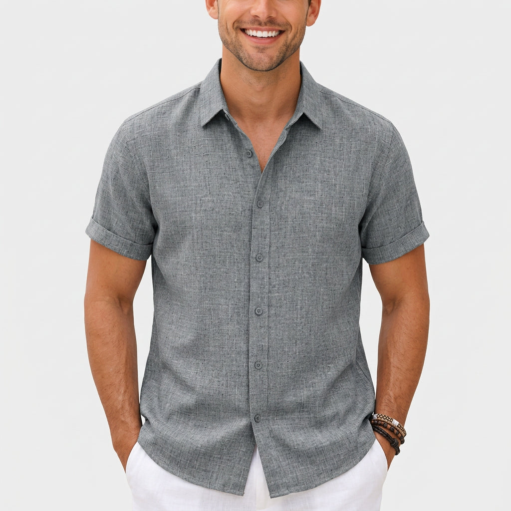 Men’s Short Sleeve Button-Up Shirt