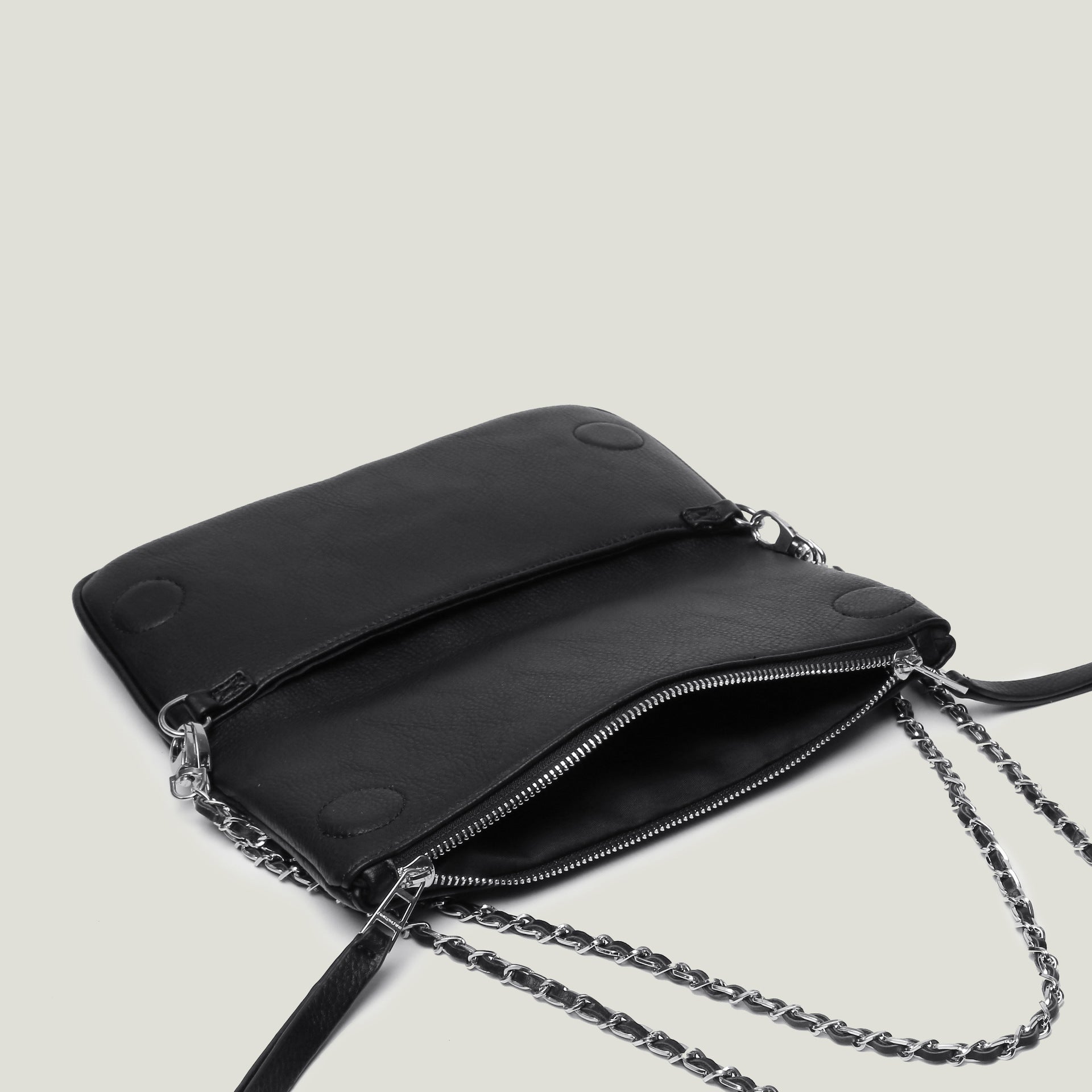 Women Chain Strap Crossbody Bag