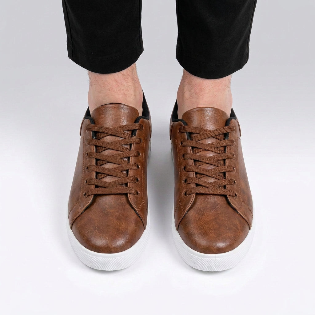 Men Low Top Sneakers