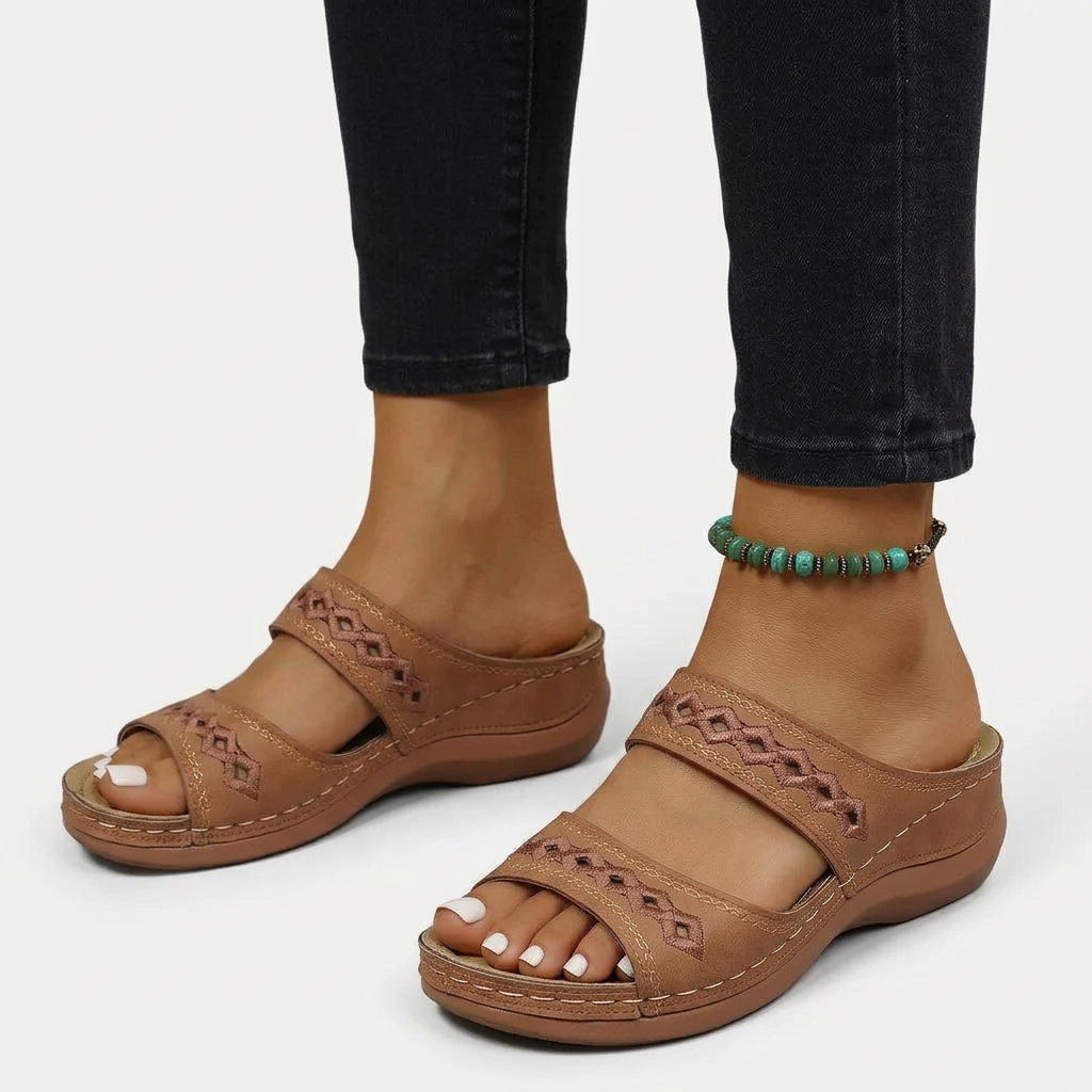 Women Comfort Slide Sandals