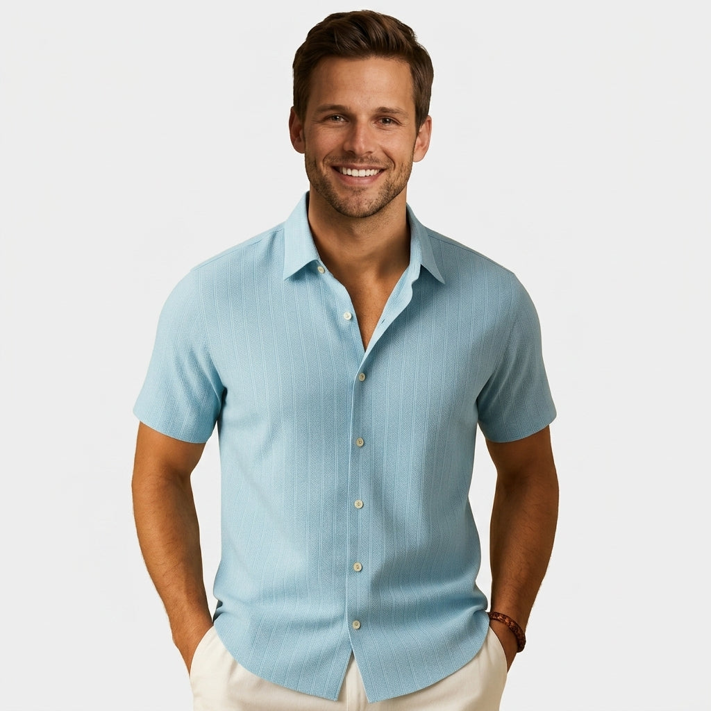 Men’s Short Sleeve Button-Up Shirts