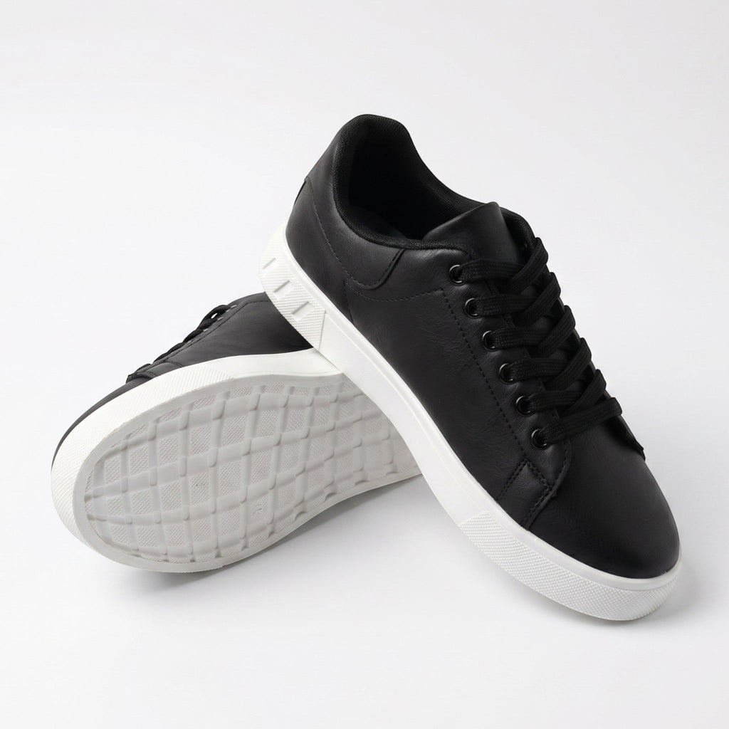 Men Low Top Sneakers