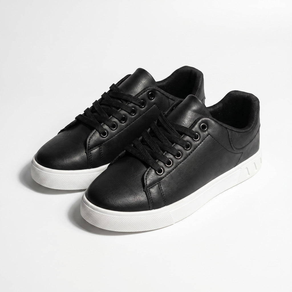 Men Low Top Sneakers